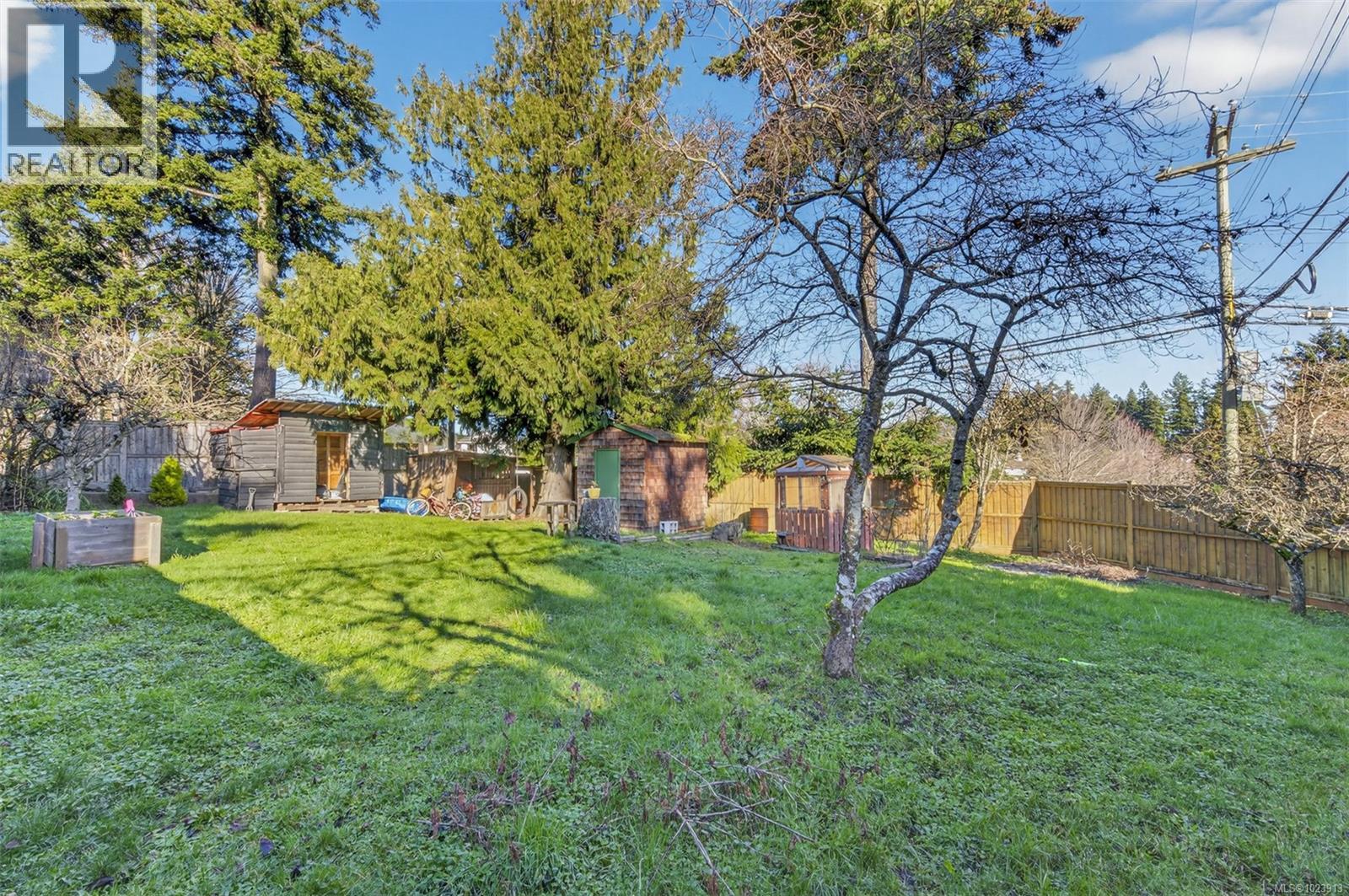 6796 Beaton Rd, Sooke