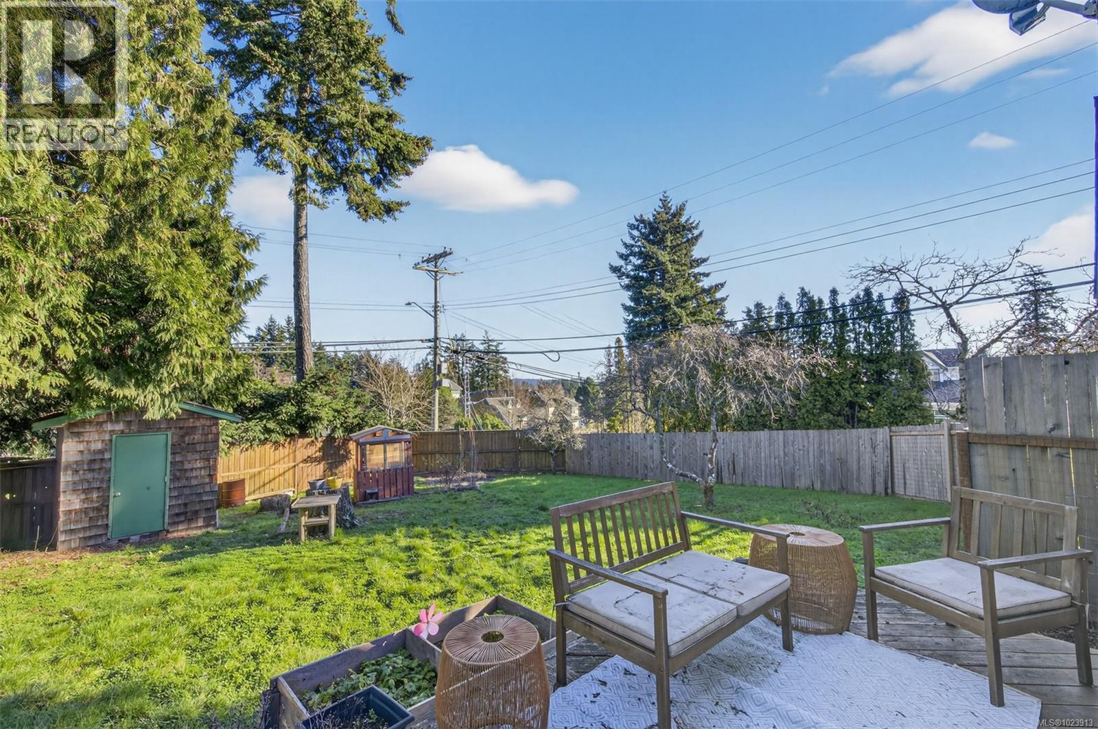 6796 Beaton Rd, Sooke