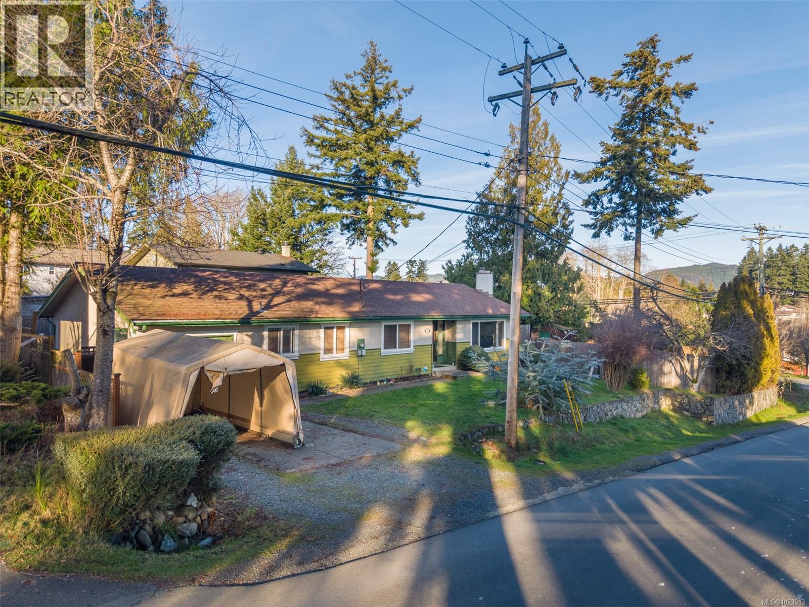 6796 Beaton Rd, Sooke