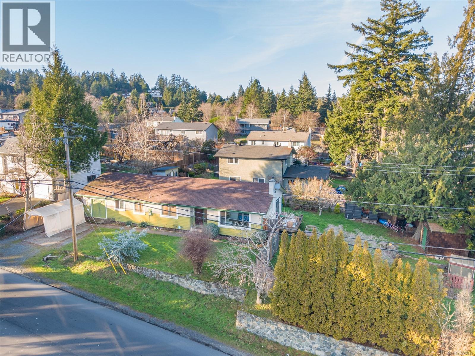 6796 Beaton Rd, Sooke