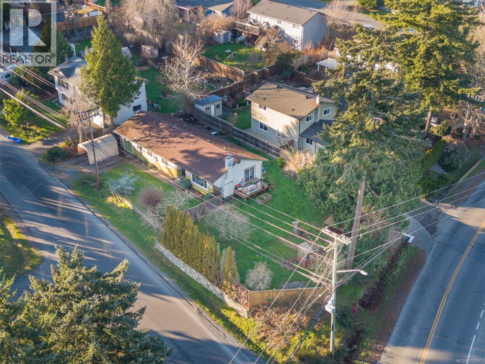 6796 Beaton Rd, Sooke