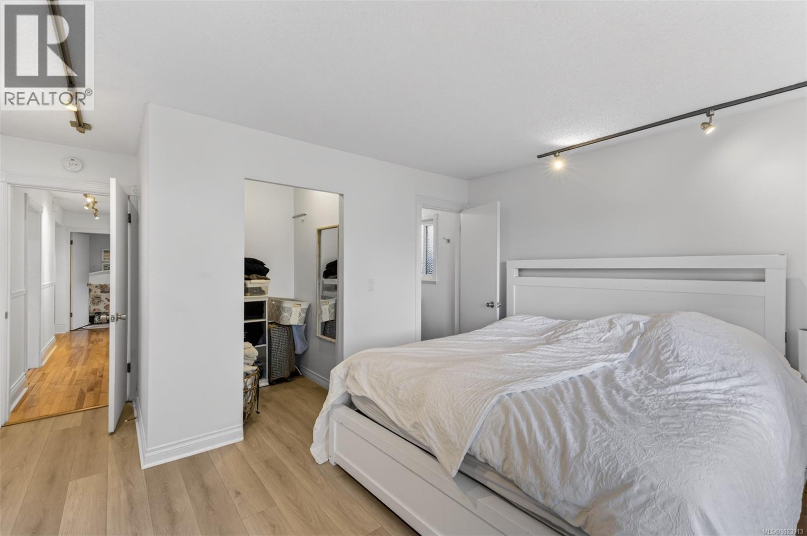 6796 Beaton Rd, Sooke