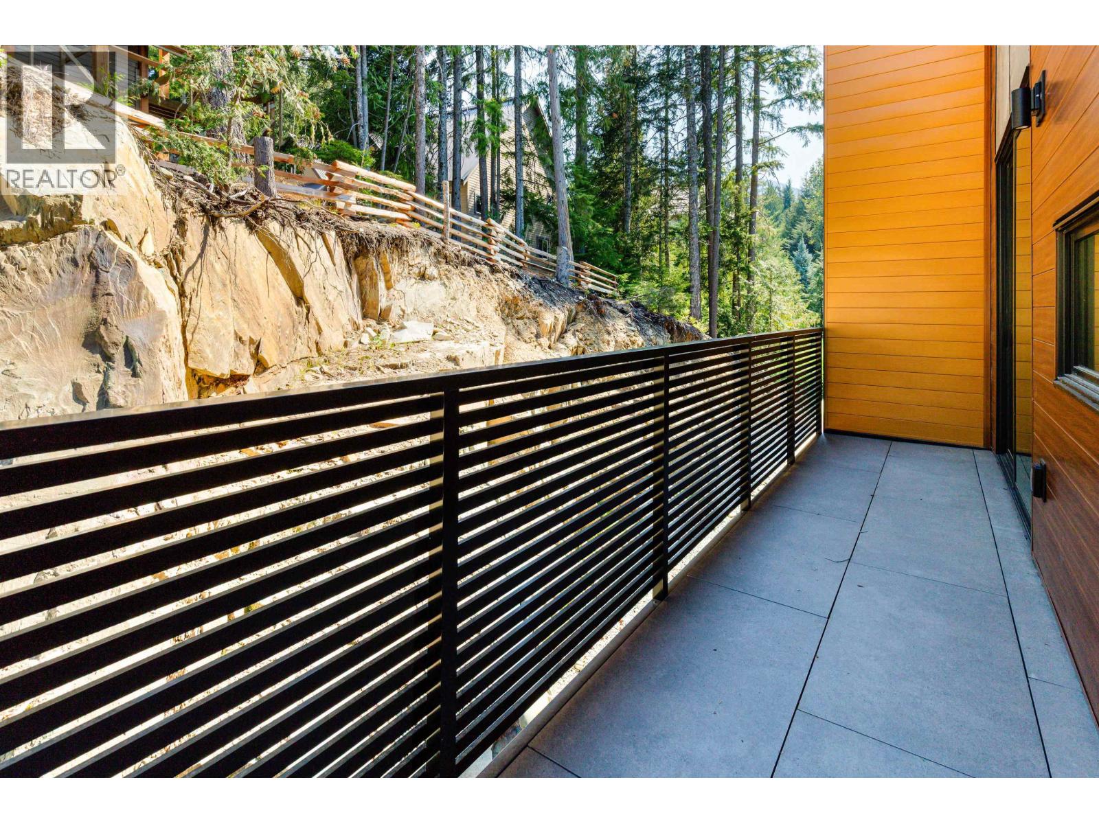 20 2077 GARIBALDI WAY, Whistler