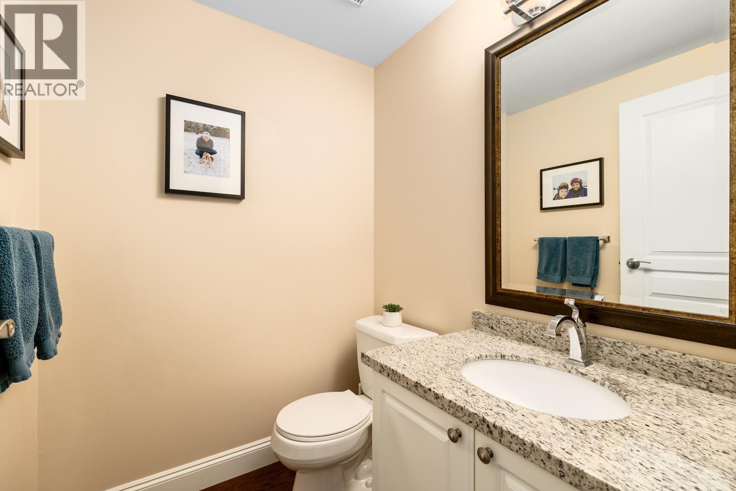 6 258 W 14TH STREET, North Vancouver