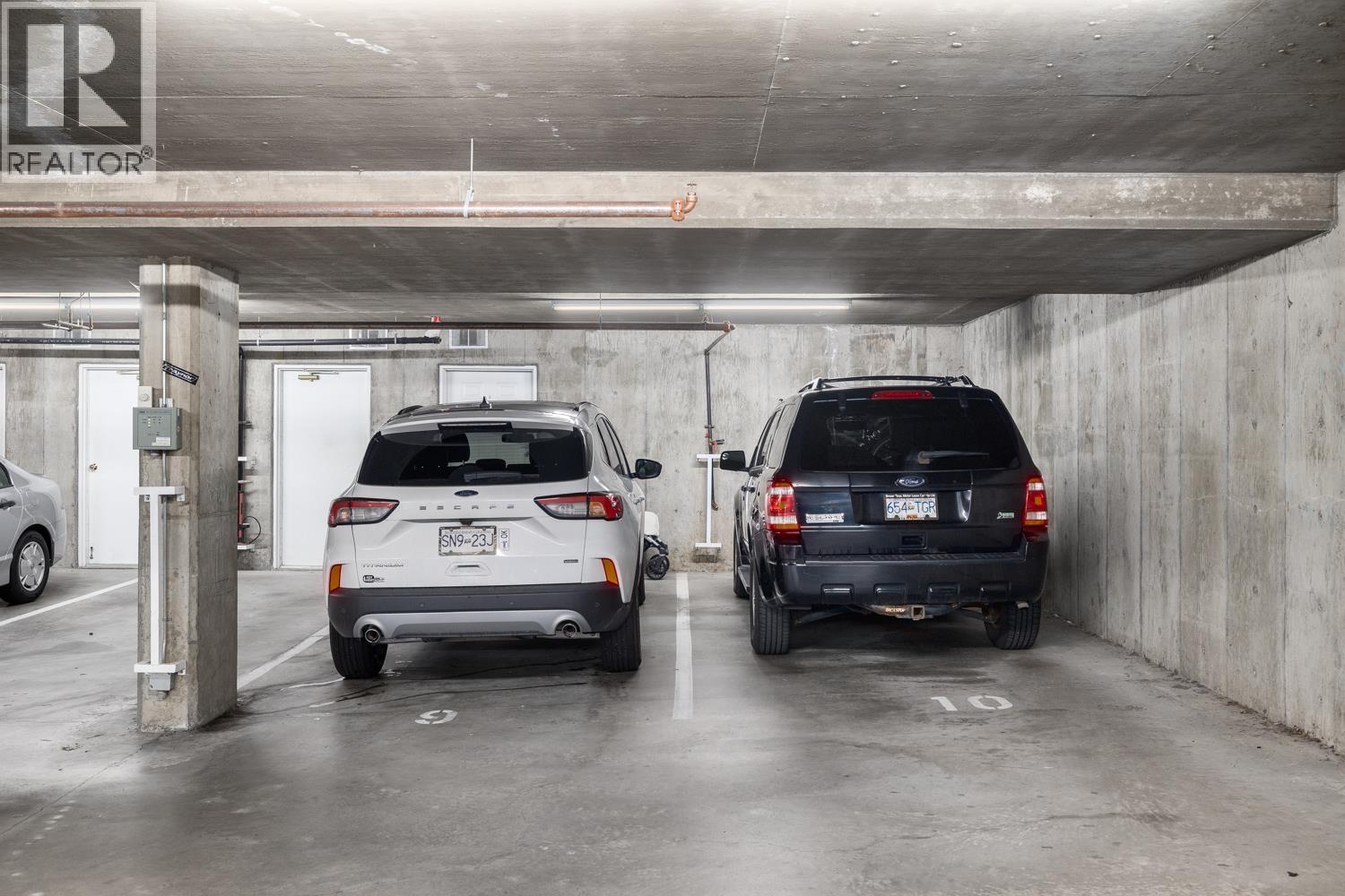 6 258 W 14TH STREET, North Vancouver