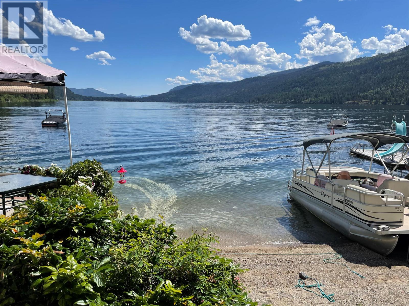 125 Brown Road, Christina Lake