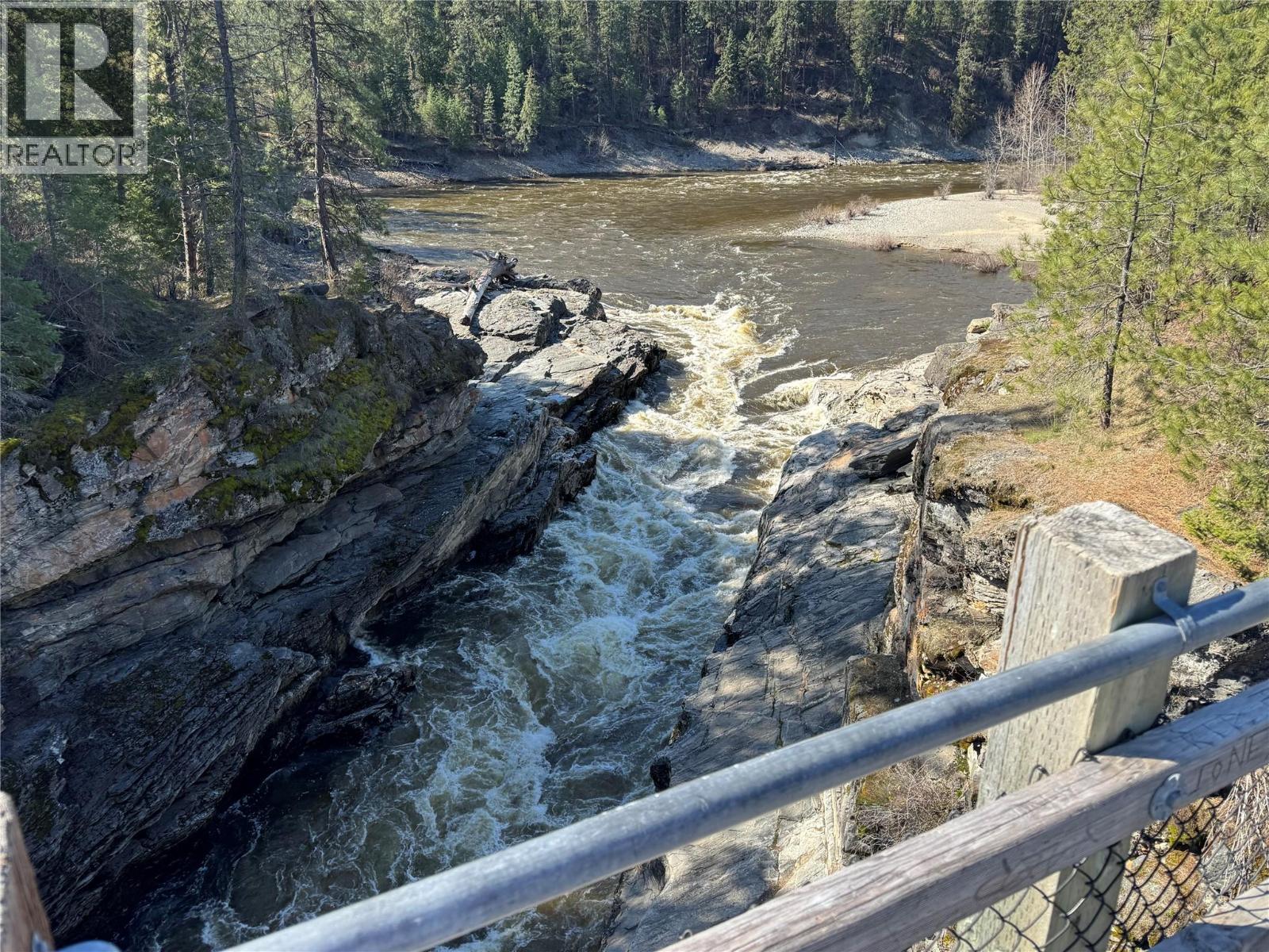 125 Brown Road, Christina Lake