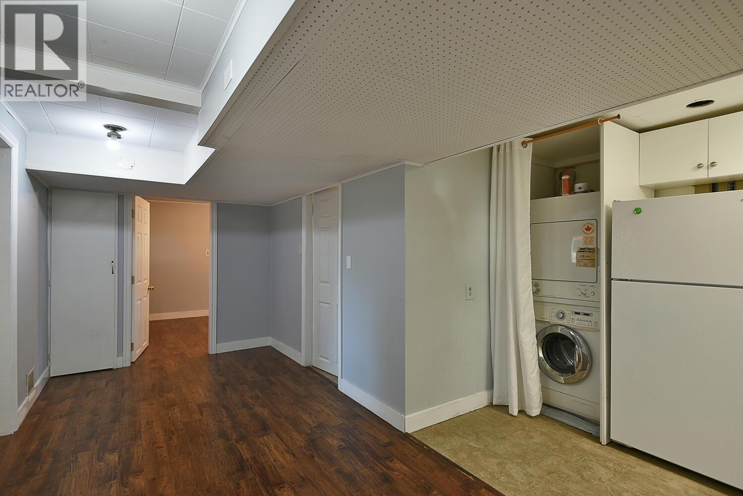 4726 LAUREL AVENUE, Sechelt