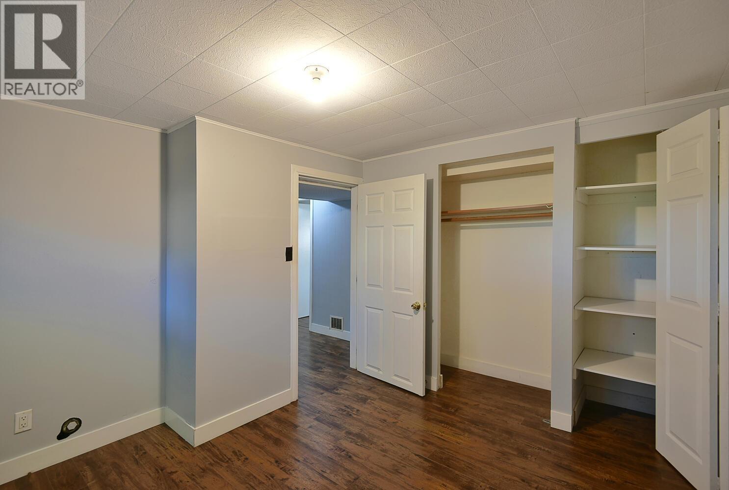 4726 LAUREL AVENUE, Sechelt