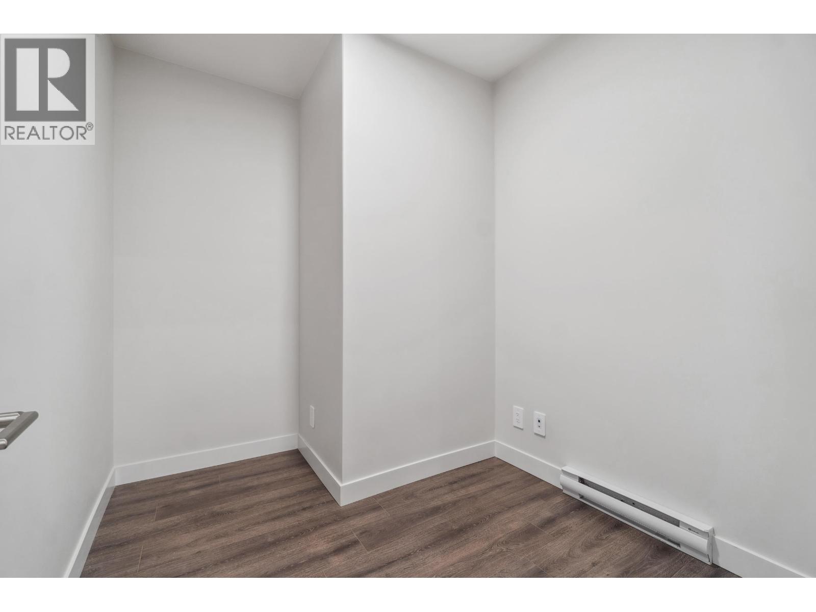 403 5535 HASTINGS STREET, Burnaby