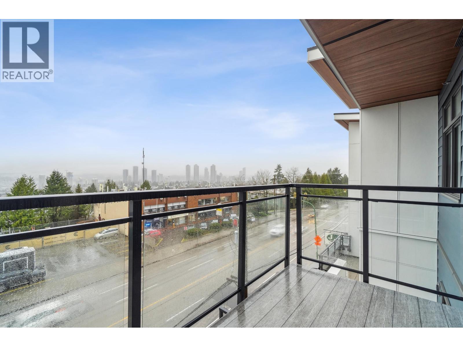 403 5535 HASTINGS STREET, Burnaby