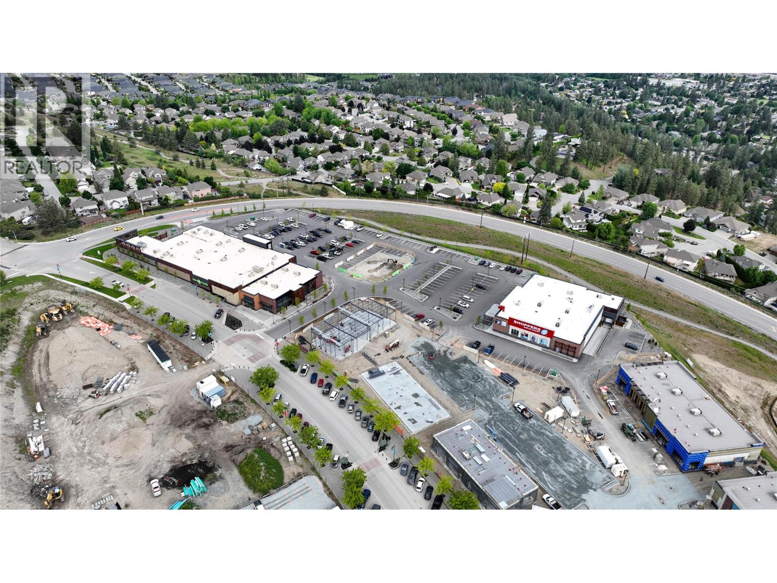 1 757 Barnaby Road, Kelowna