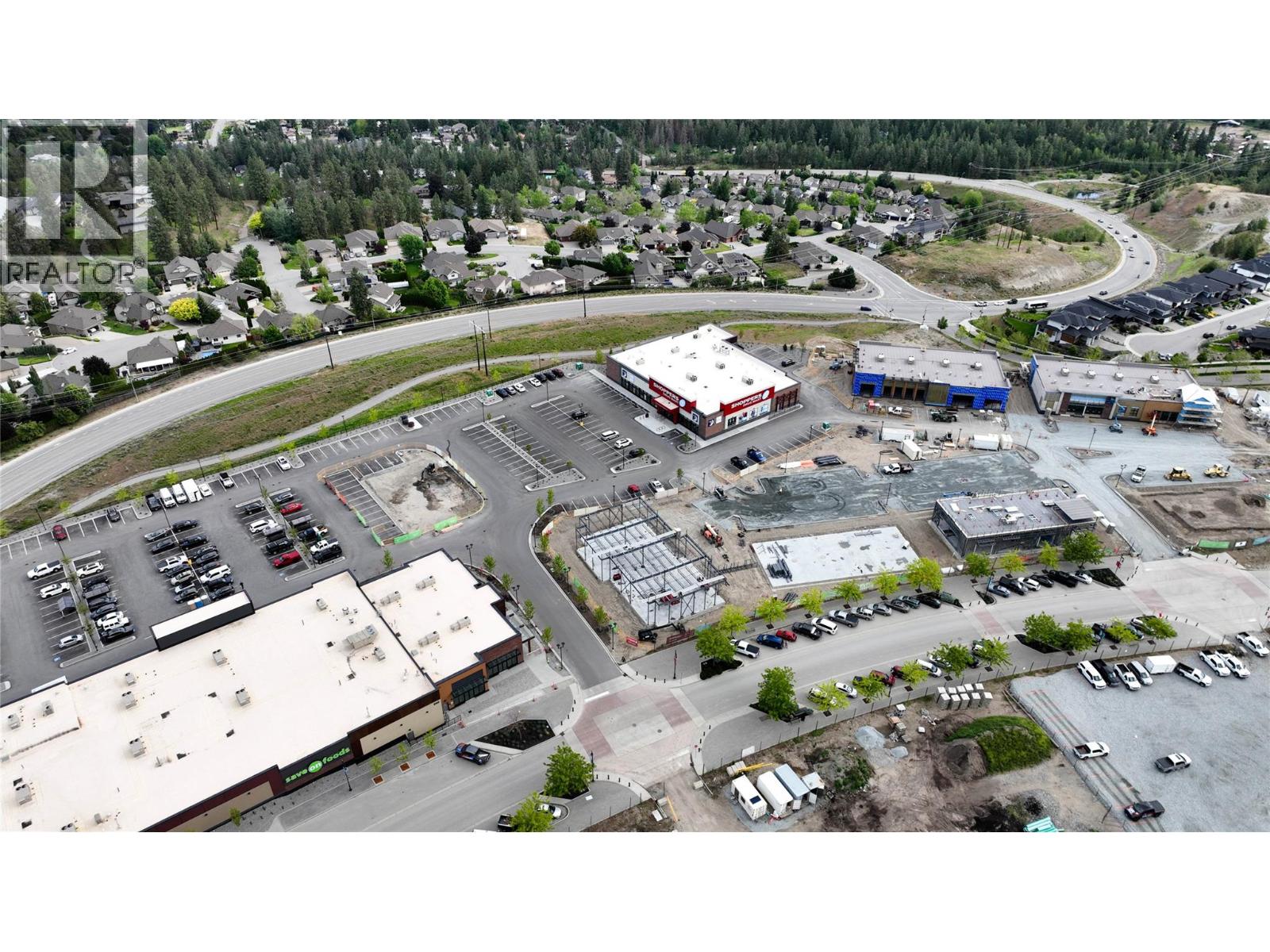 1 757 Barnaby Road, Kelowna