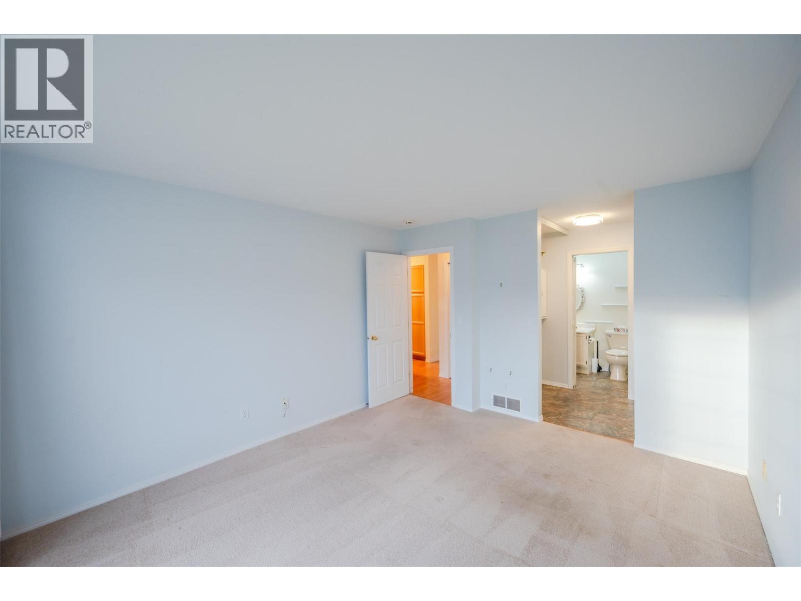 32 Kingfisher Drive, Penticton