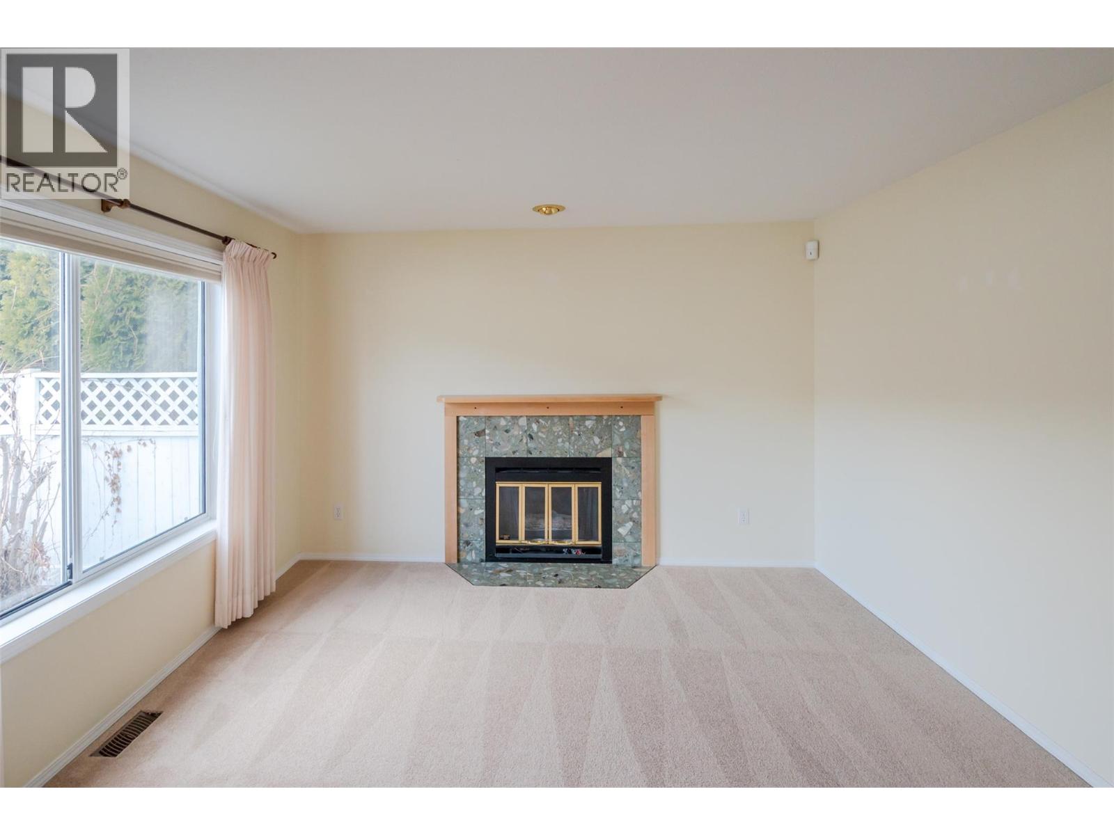 32 Kingfisher Drive, Penticton