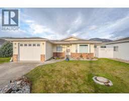 32 Kingfisher Drive, Penticton