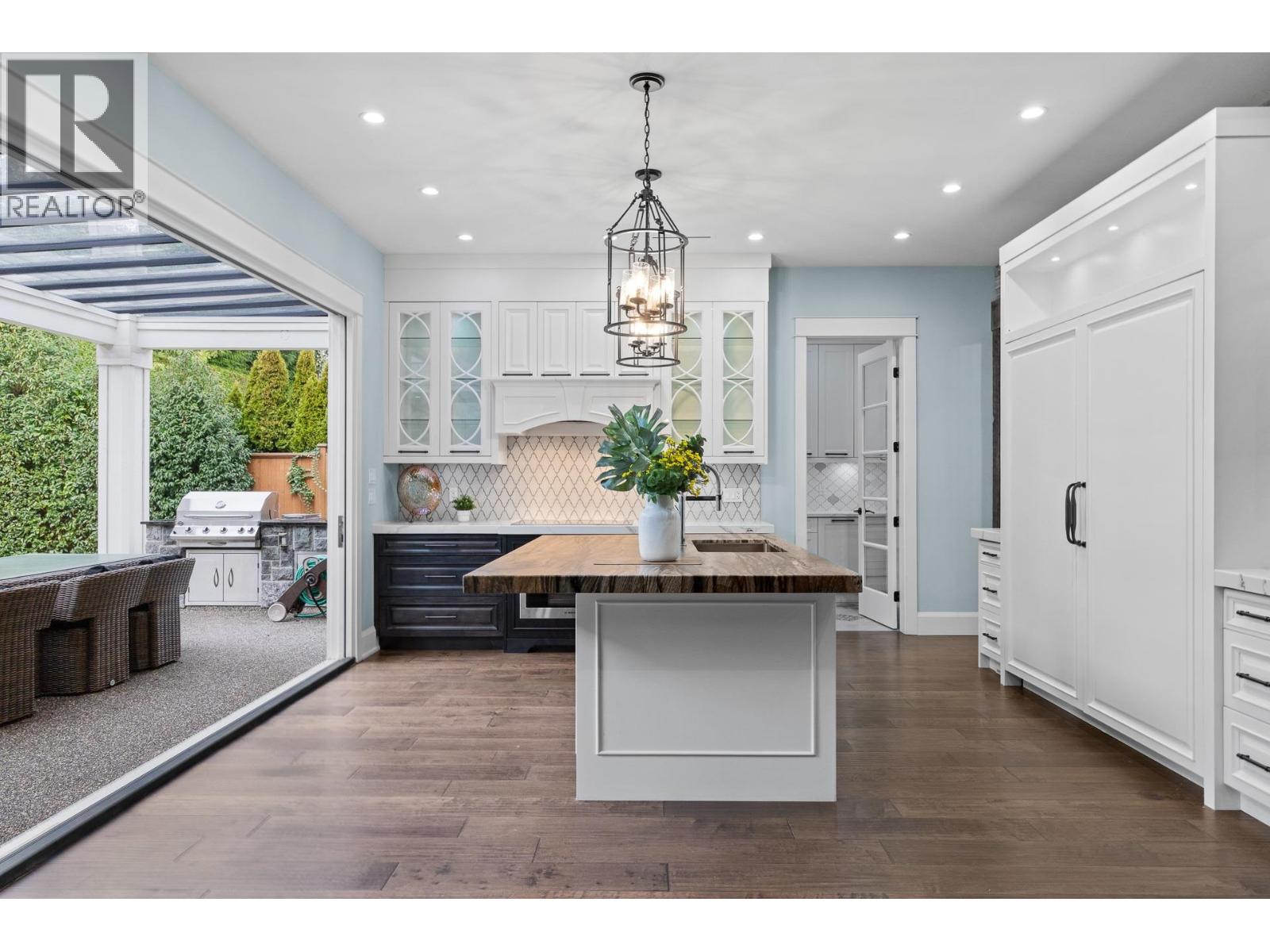 10395 WHISTLER Place, Richmond