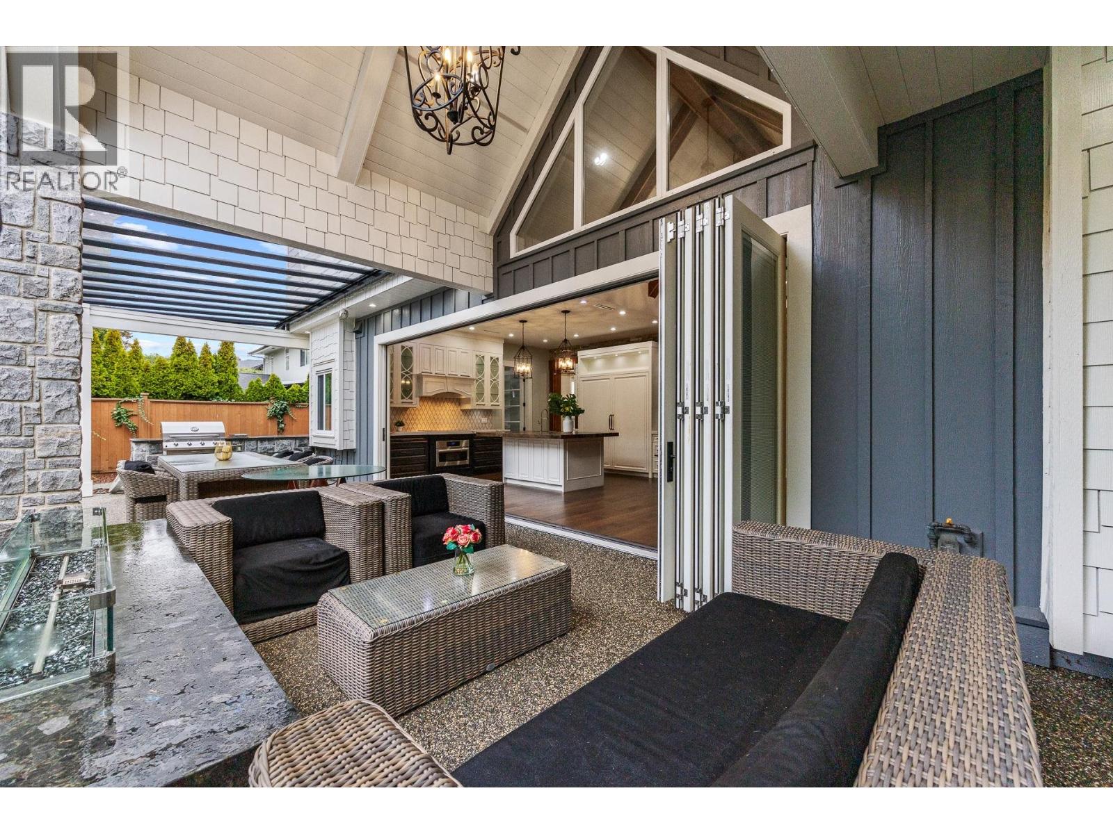 10395 WHISTLER Place, Richmond