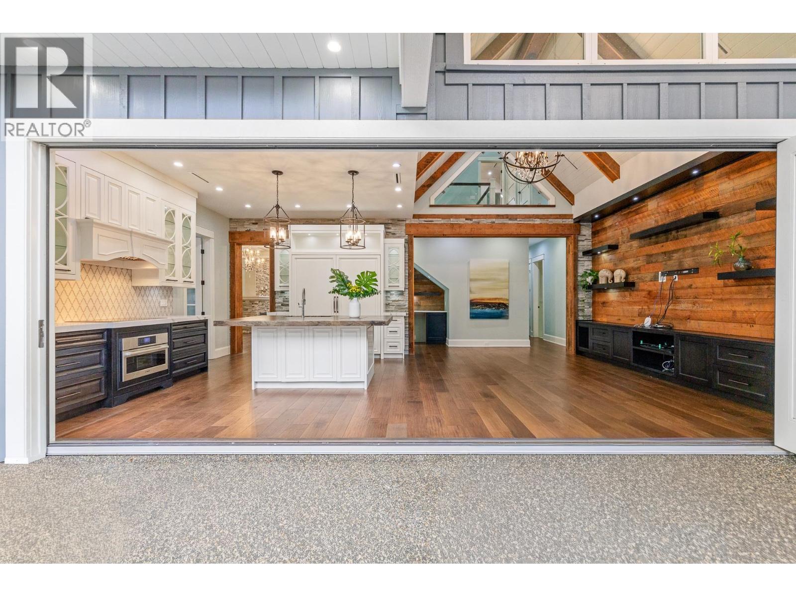 10395 WHISTLER Place, Richmond