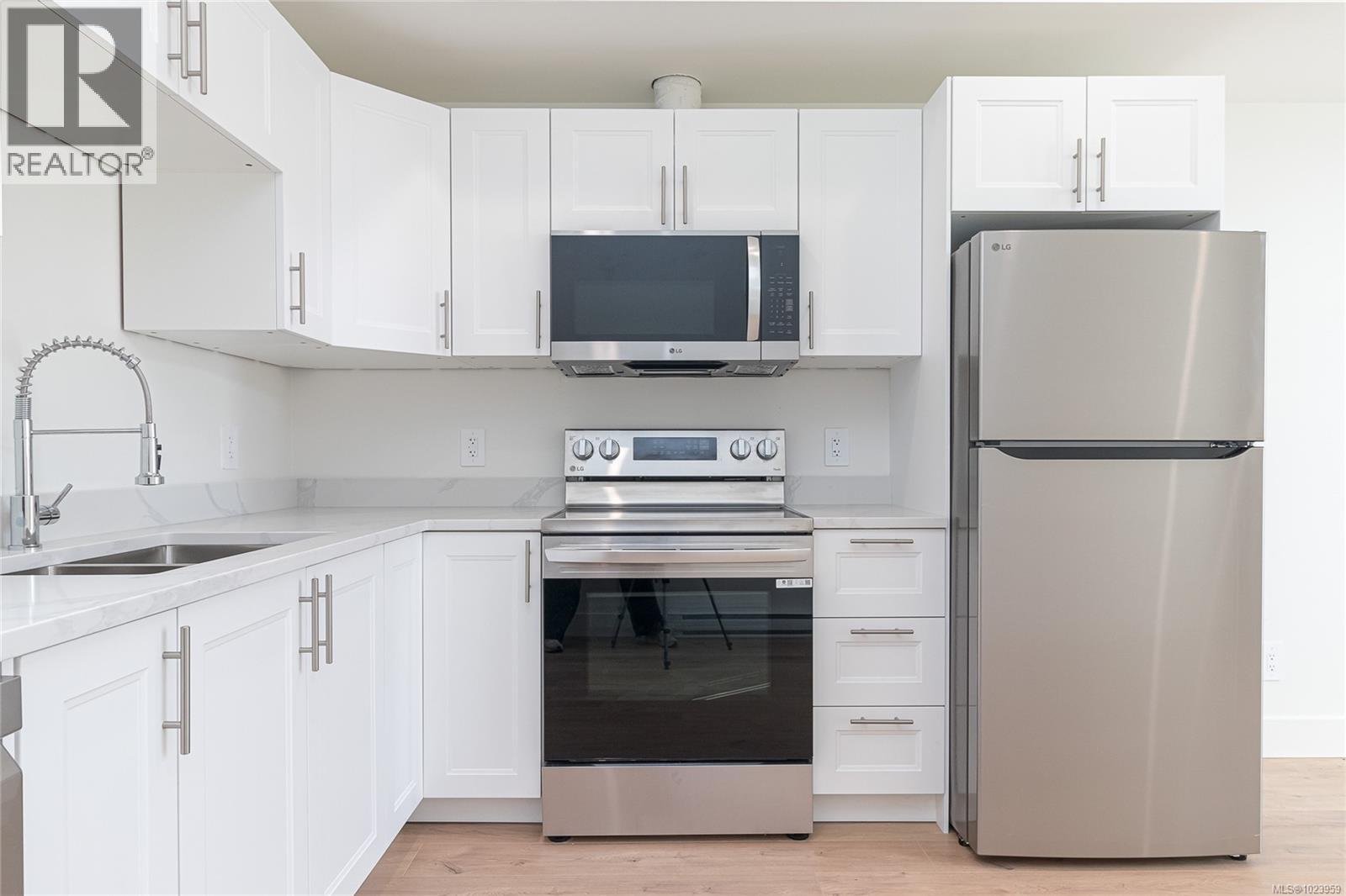 2584 Nickson Way, Sooke