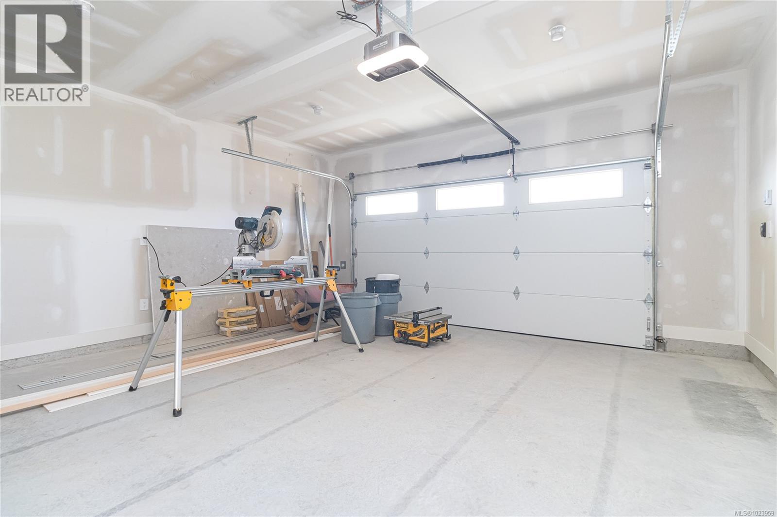 2584 Nickson Way, Sooke