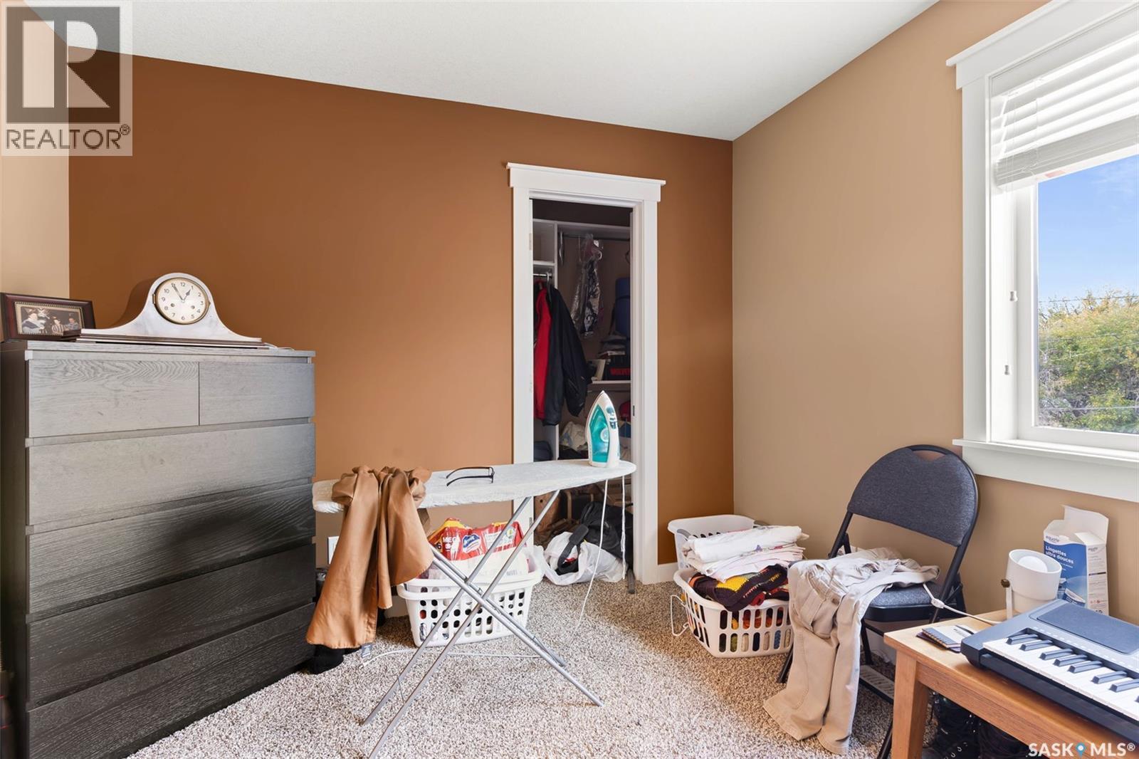 Single Family House 2 Level for Sale in  Arthur STREET Regina 