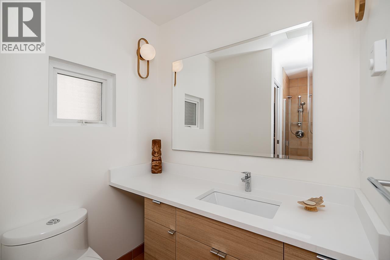 2240 YORK AVENUE, Vancouver