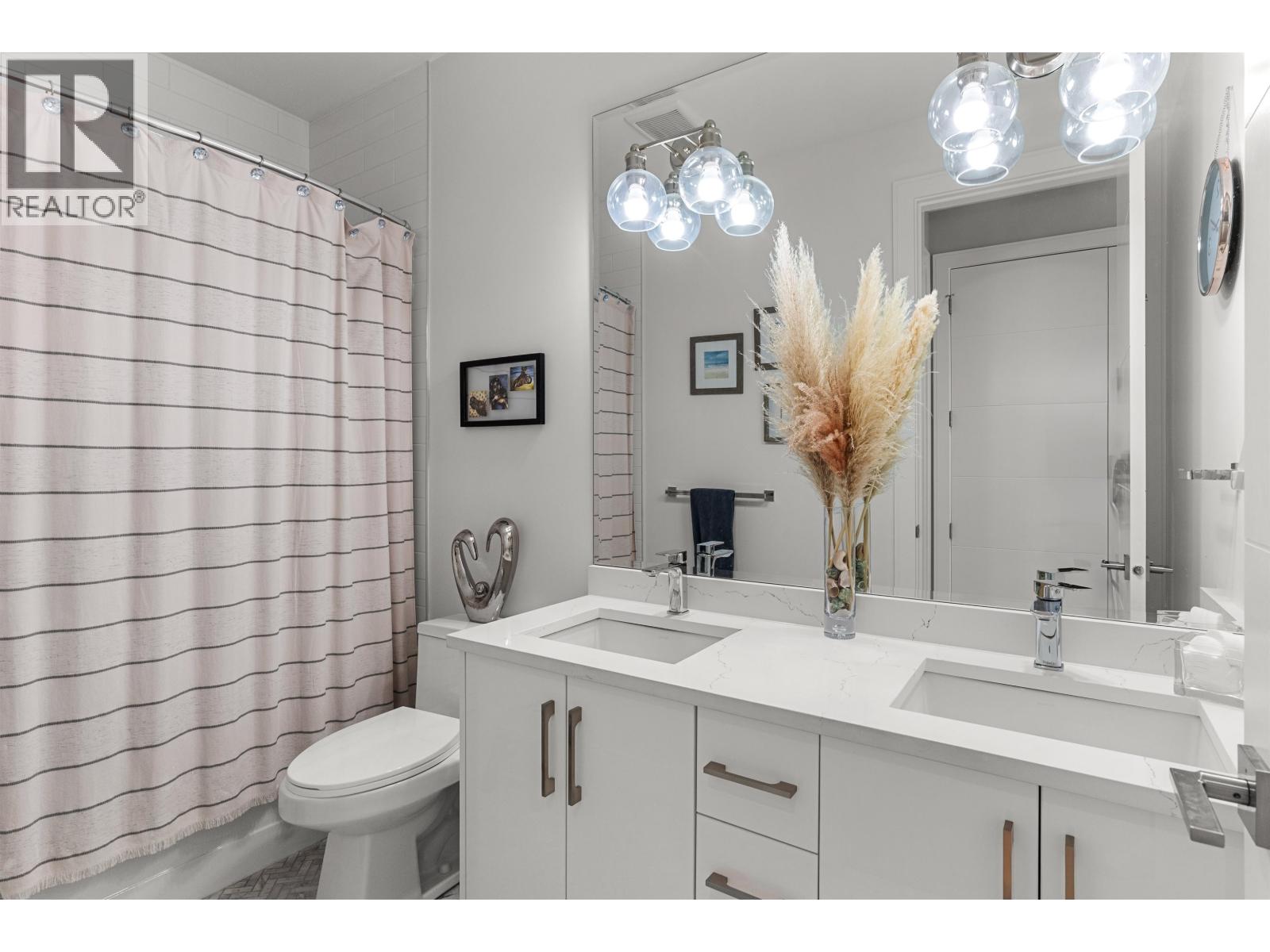 1668 DUNCAN Drive, Delta