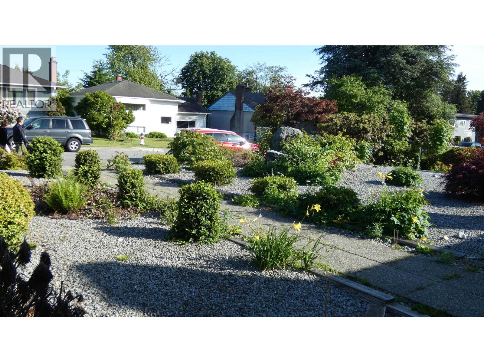 8391 11TH AVENUE, Burnaby