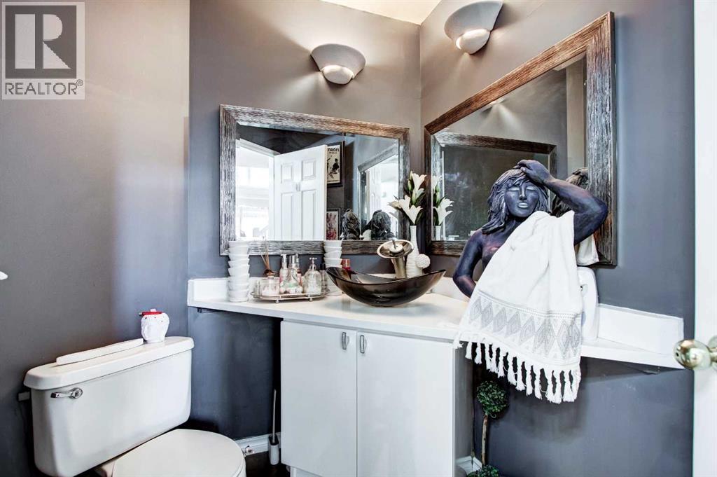 Single Family House for Sale in  Sierra Morena Court SW Signal Hill Calgary 