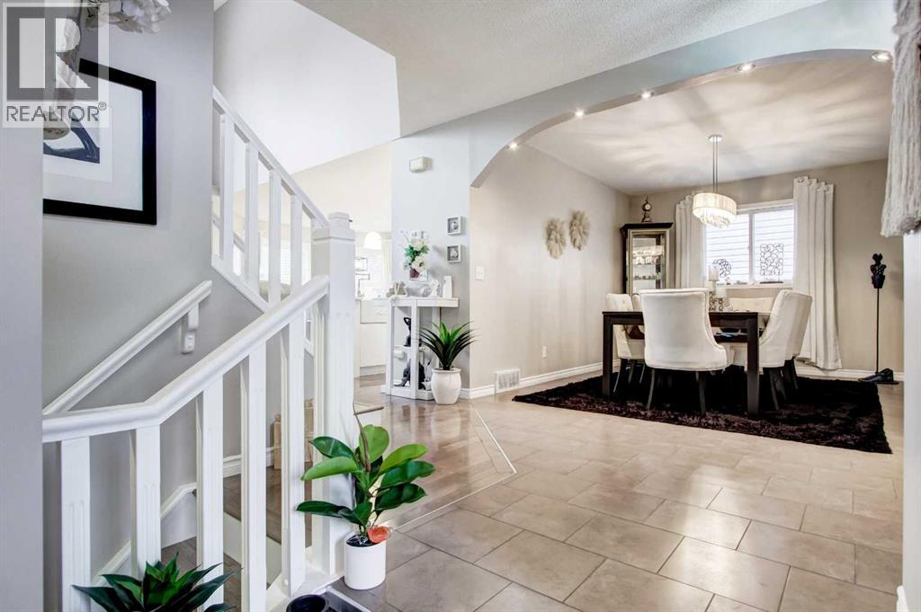 Single Family House for Sale in  Sierra Morena Court SW Signal Hill Calgary 