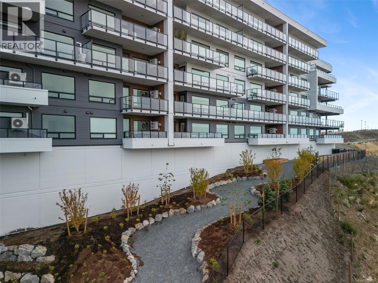 101 1810 Selenite Pl, Langford