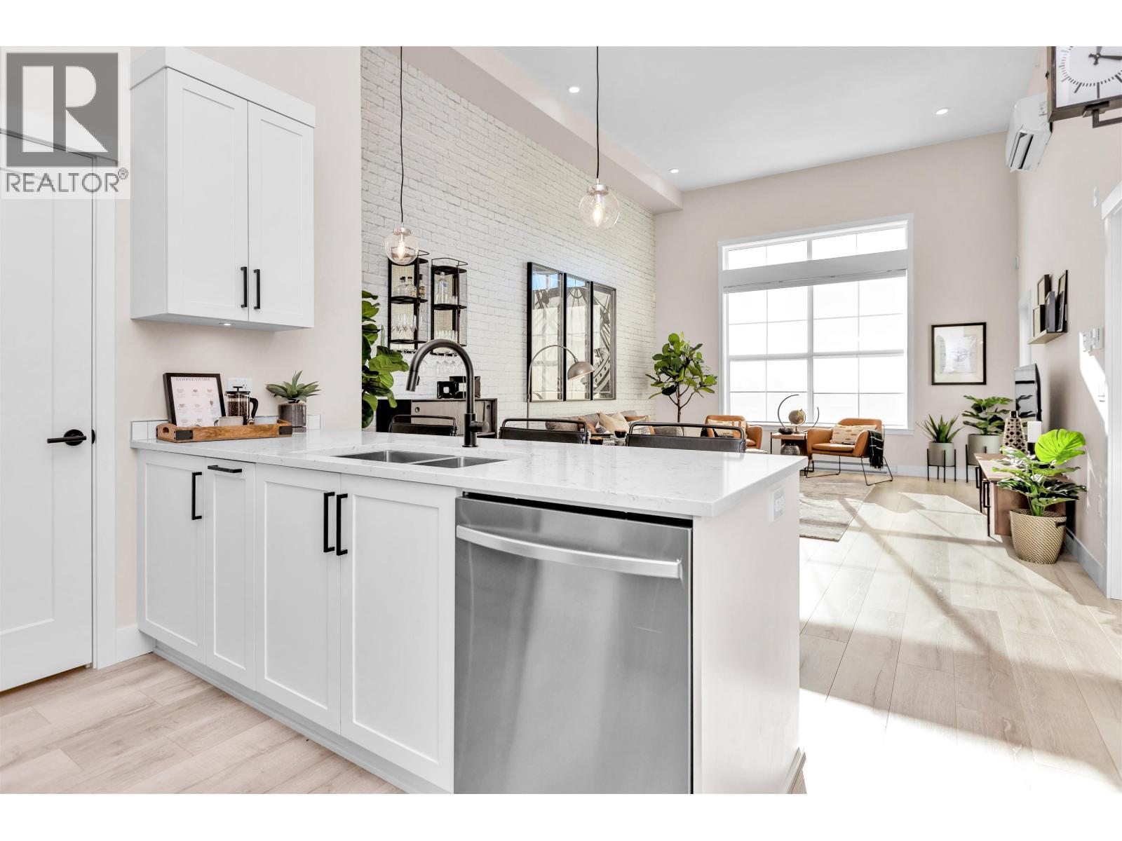 611 22638 119 AVENUE, Maple Ridge