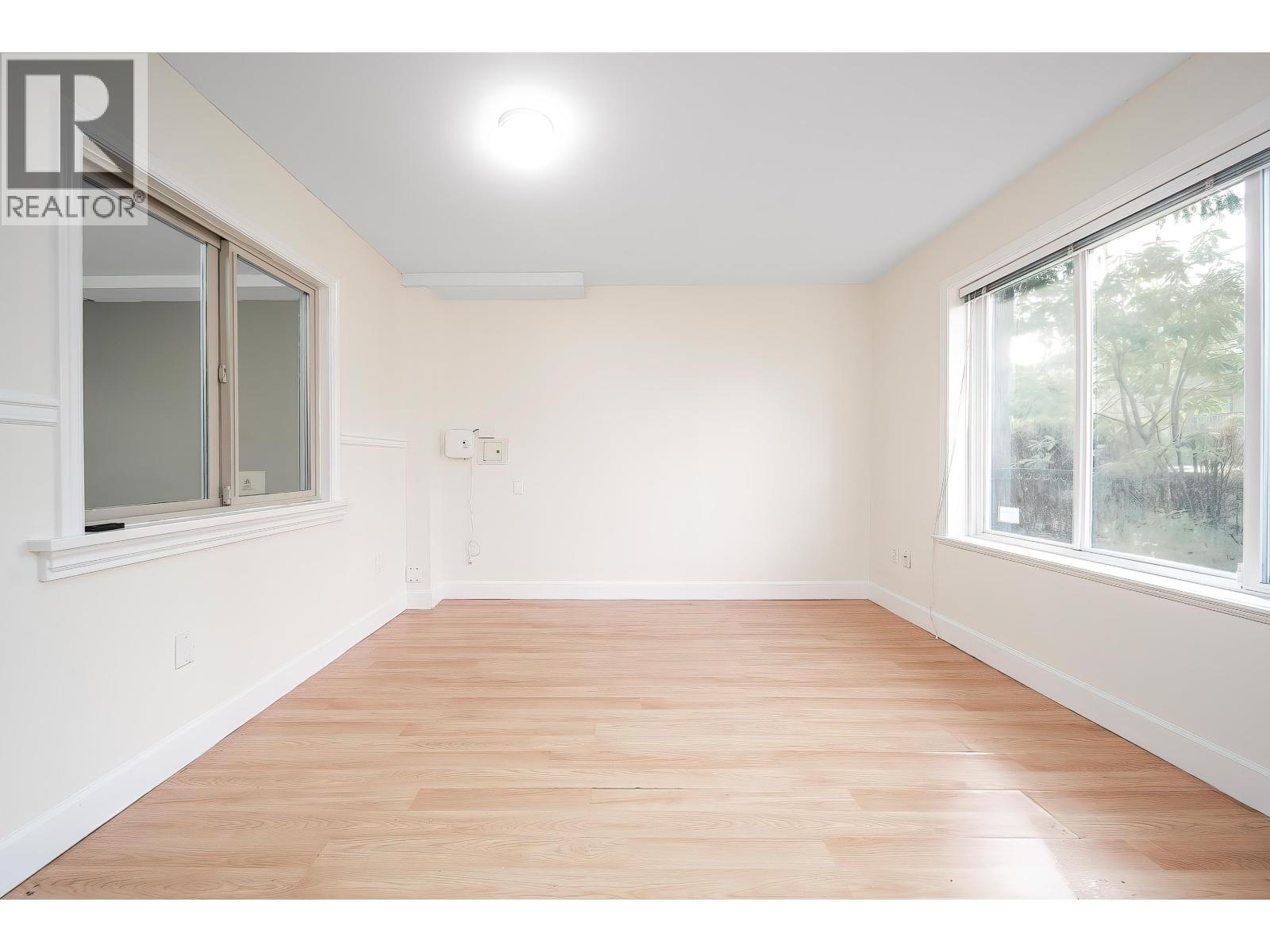 #15-9288 KEEFER Avenue, Richmond