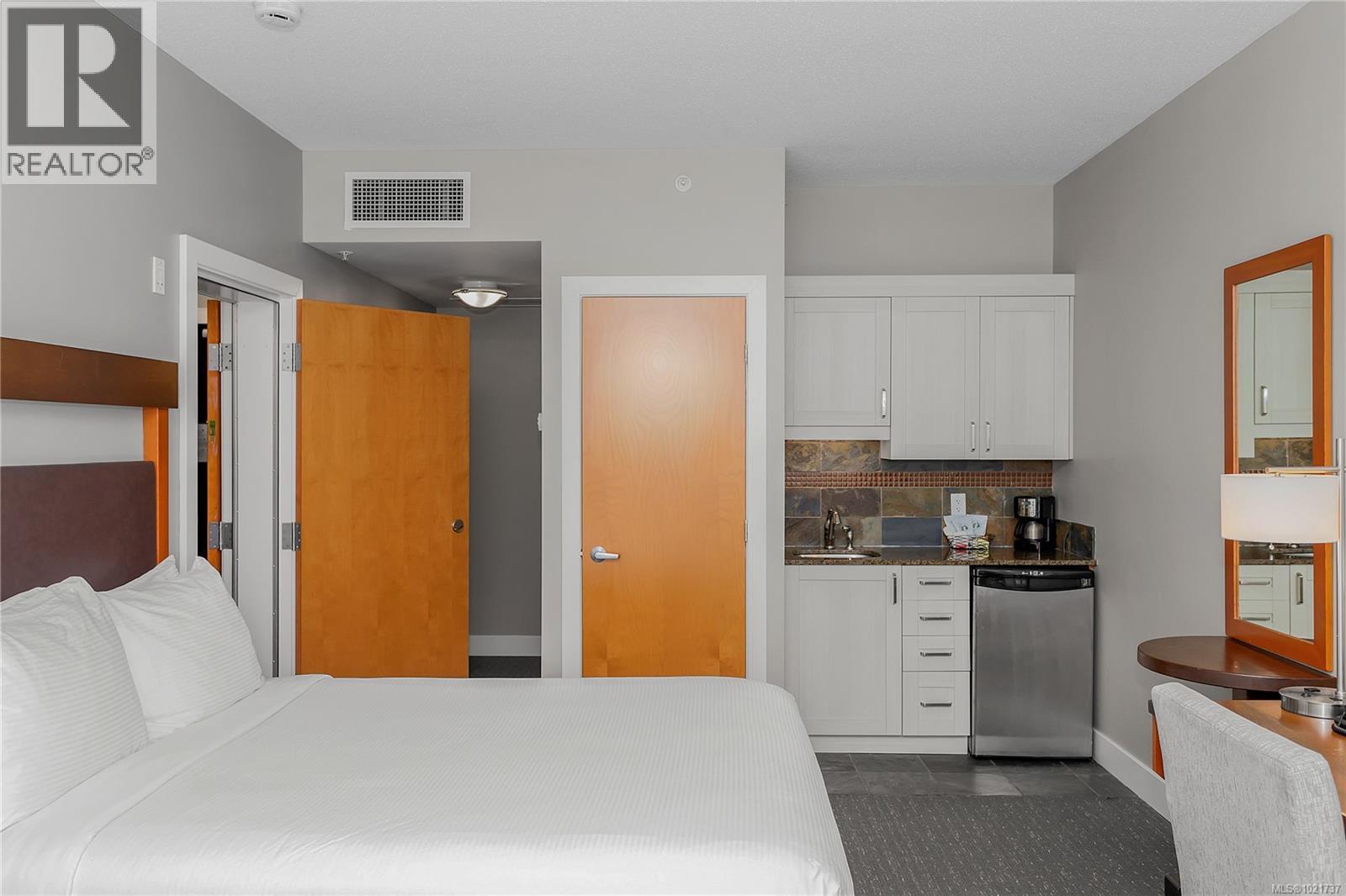 129c/130 181 Beachside Dr, Parksville