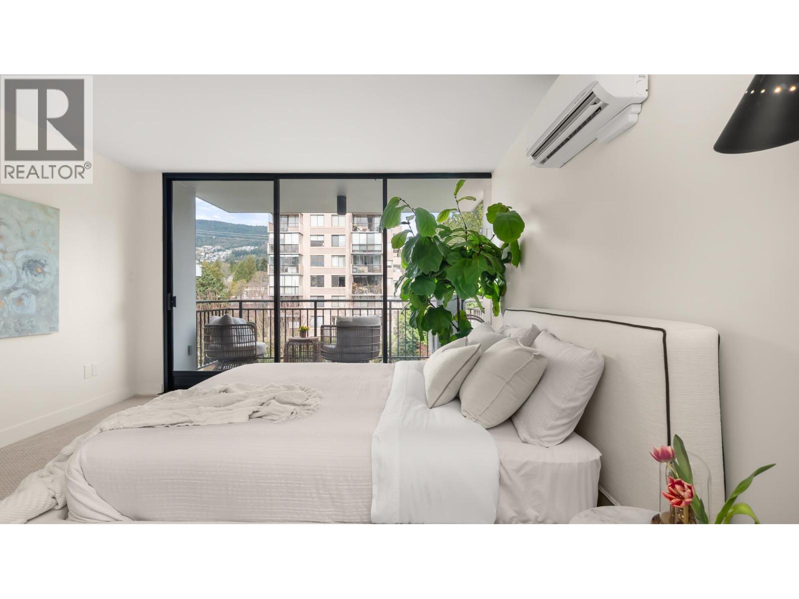 401 475 13TH STREET, West Vancouver