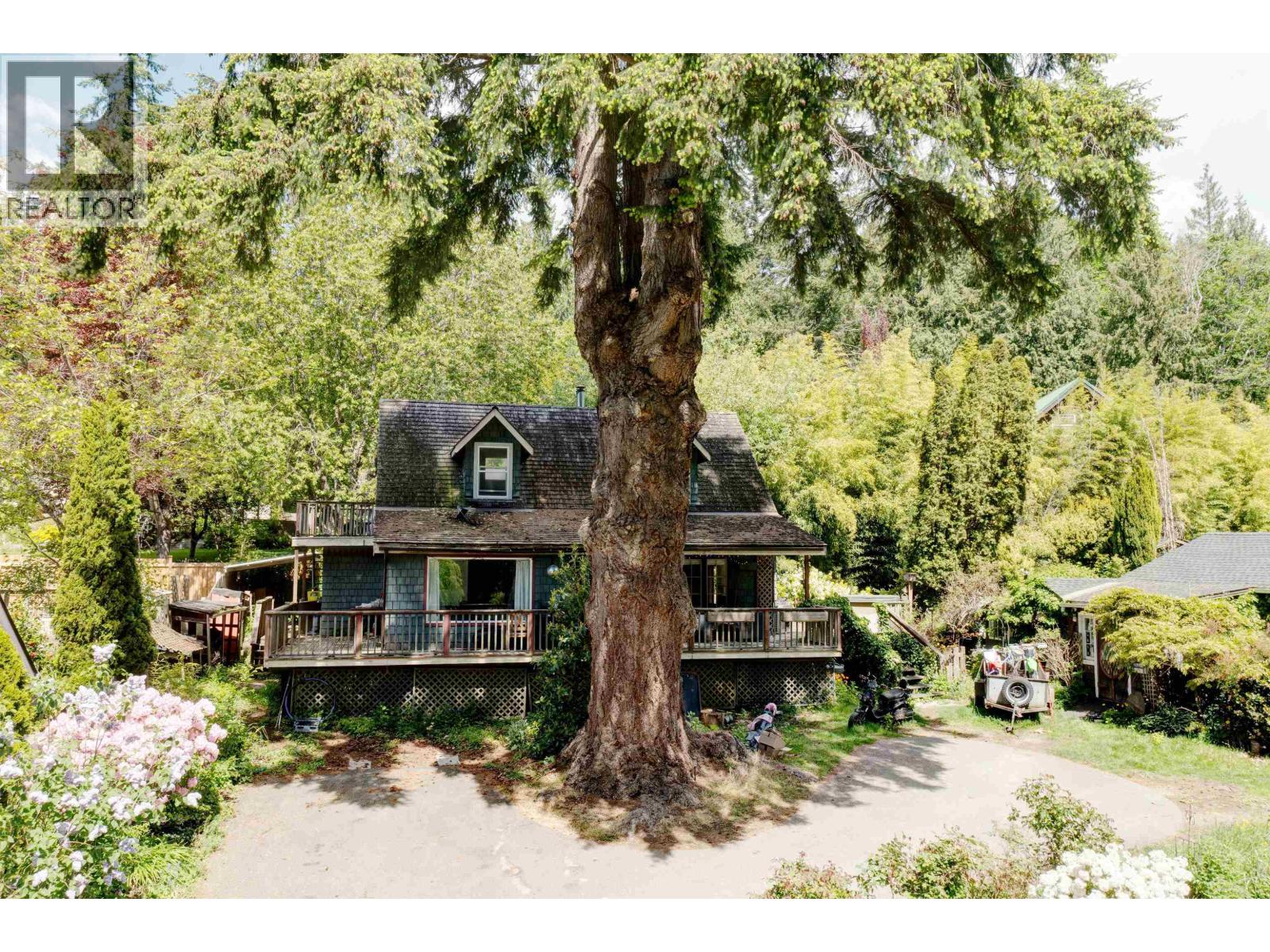 2602 LOWER ROAD, Roberts Creek