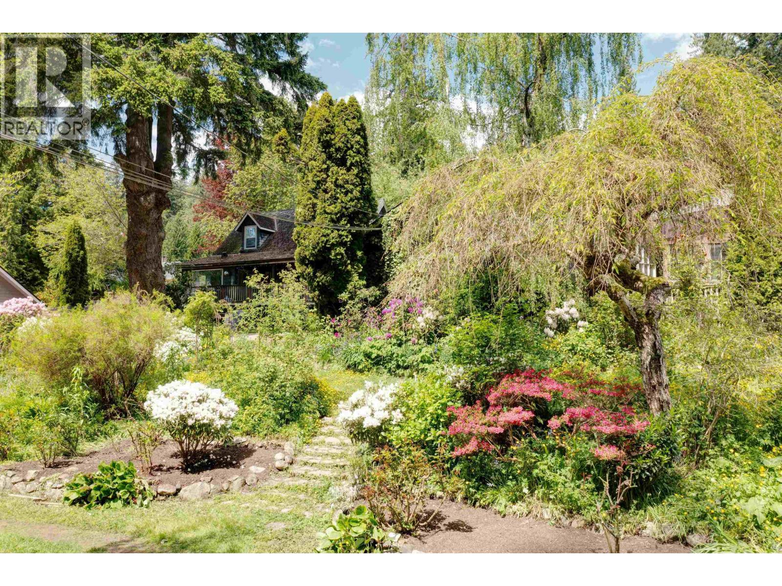 2602 LOWER ROAD, Roberts Creek