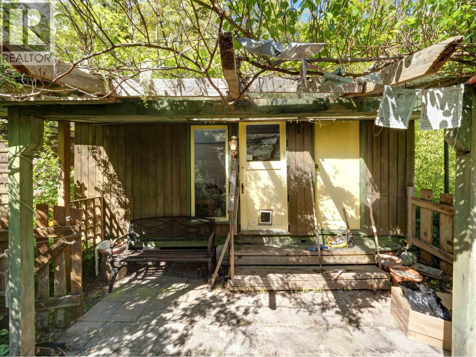 2602 LOWER ROAD, Roberts Creek