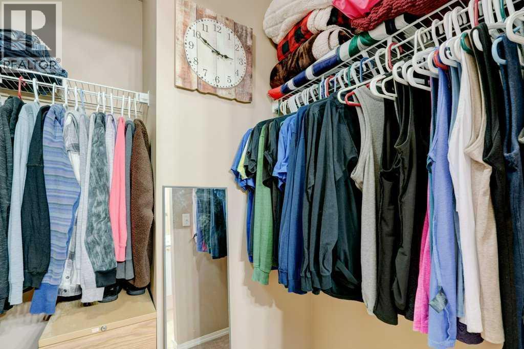 Single Family House for Sale in  Chaparral Drive SE Chaparral Calgary 