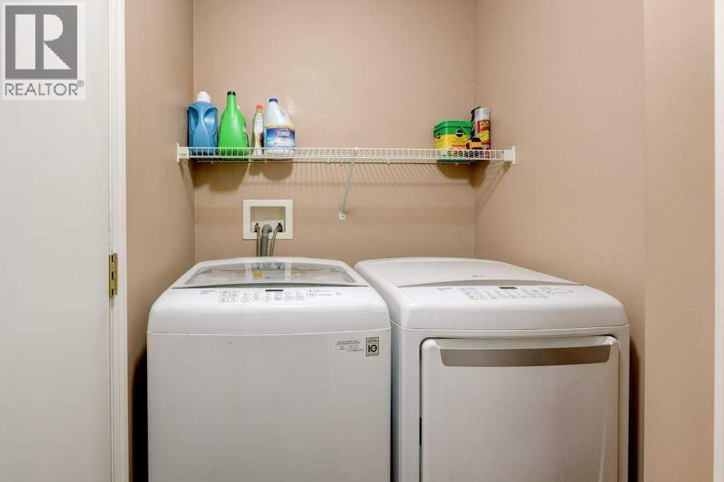 Single Family House for Sale in  Chaparral Drive SE Chaparral Calgary 