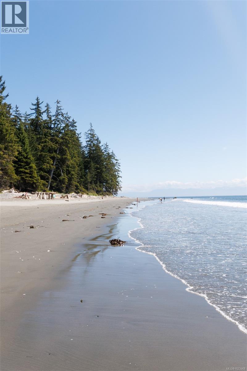 3972 Trailhead Rd, Sooke