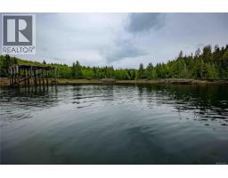 Dl1833 Cracroft Island, West Cracroft Island, BC V0N3J0 Photo 12