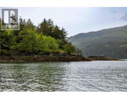 Dl1833 Cracroft Island, West Cracroft Island, BC V0N3J0 Photo 9