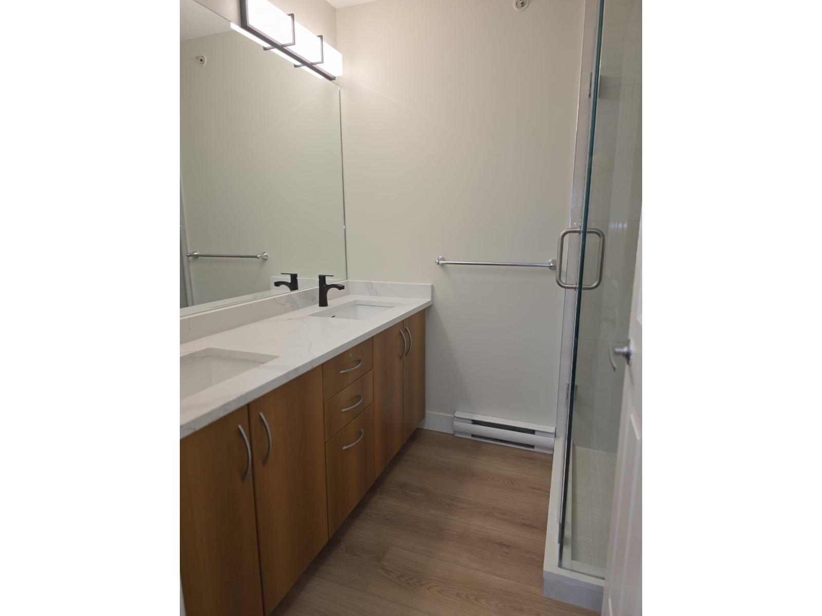 9 6747 203RD STREET, Langley