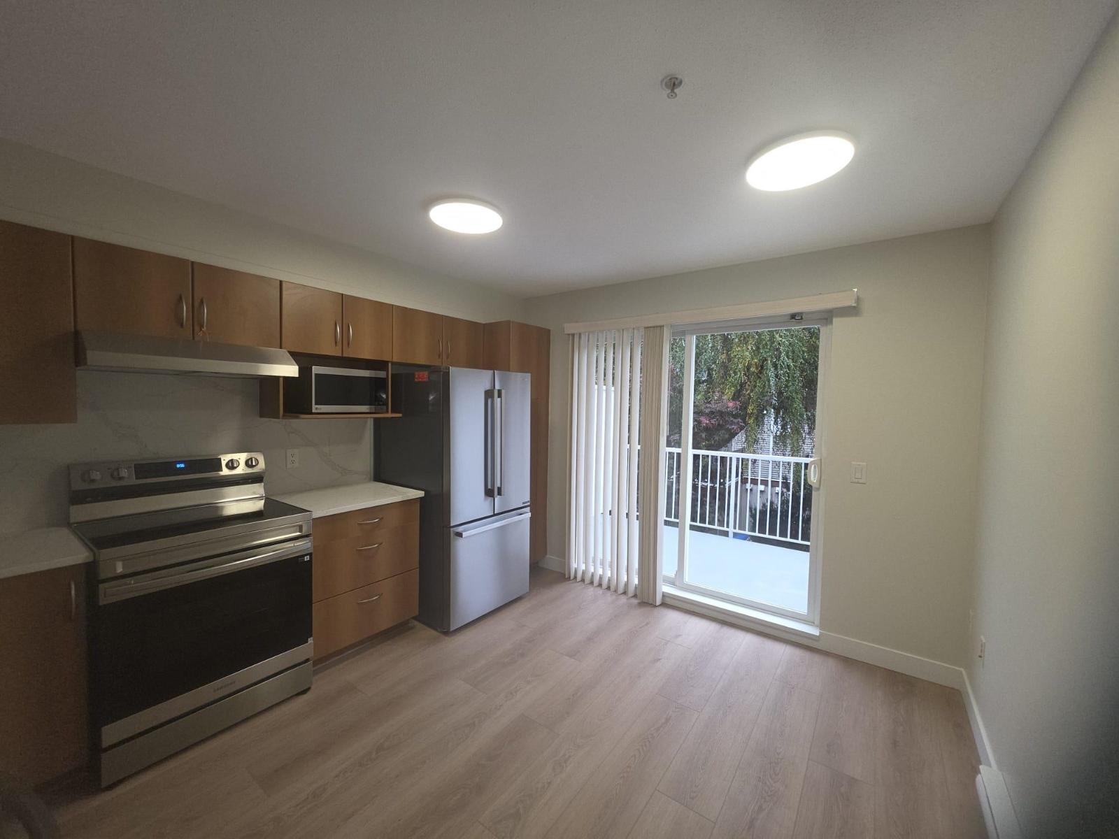 9 6747 203RD STREET, Langley