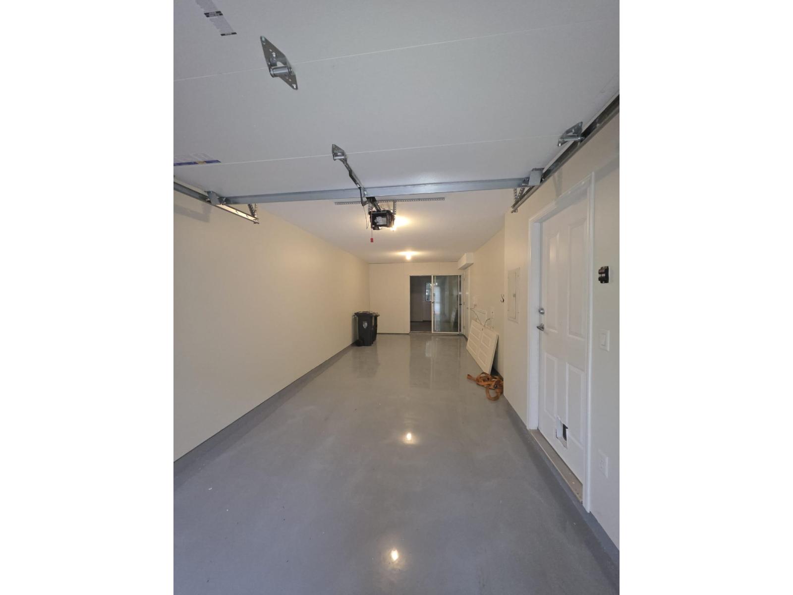 9 6747 203RD STREET, Langley