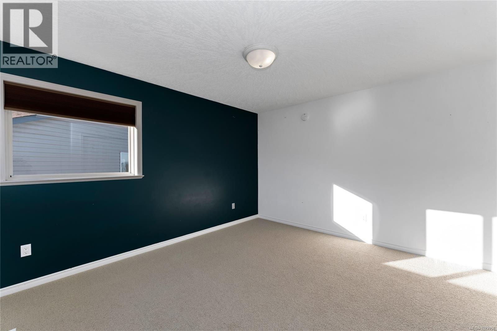 517 Louise Rd, Ladysmith