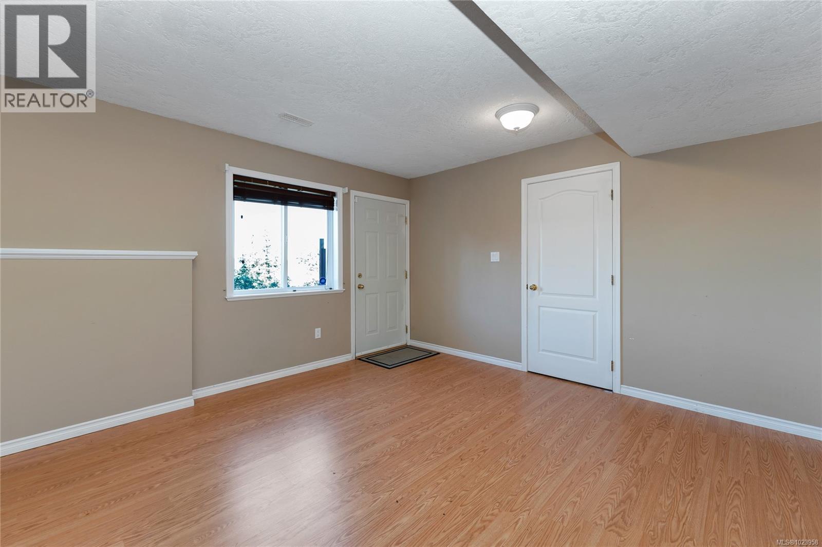 517 Louise Rd, Ladysmith