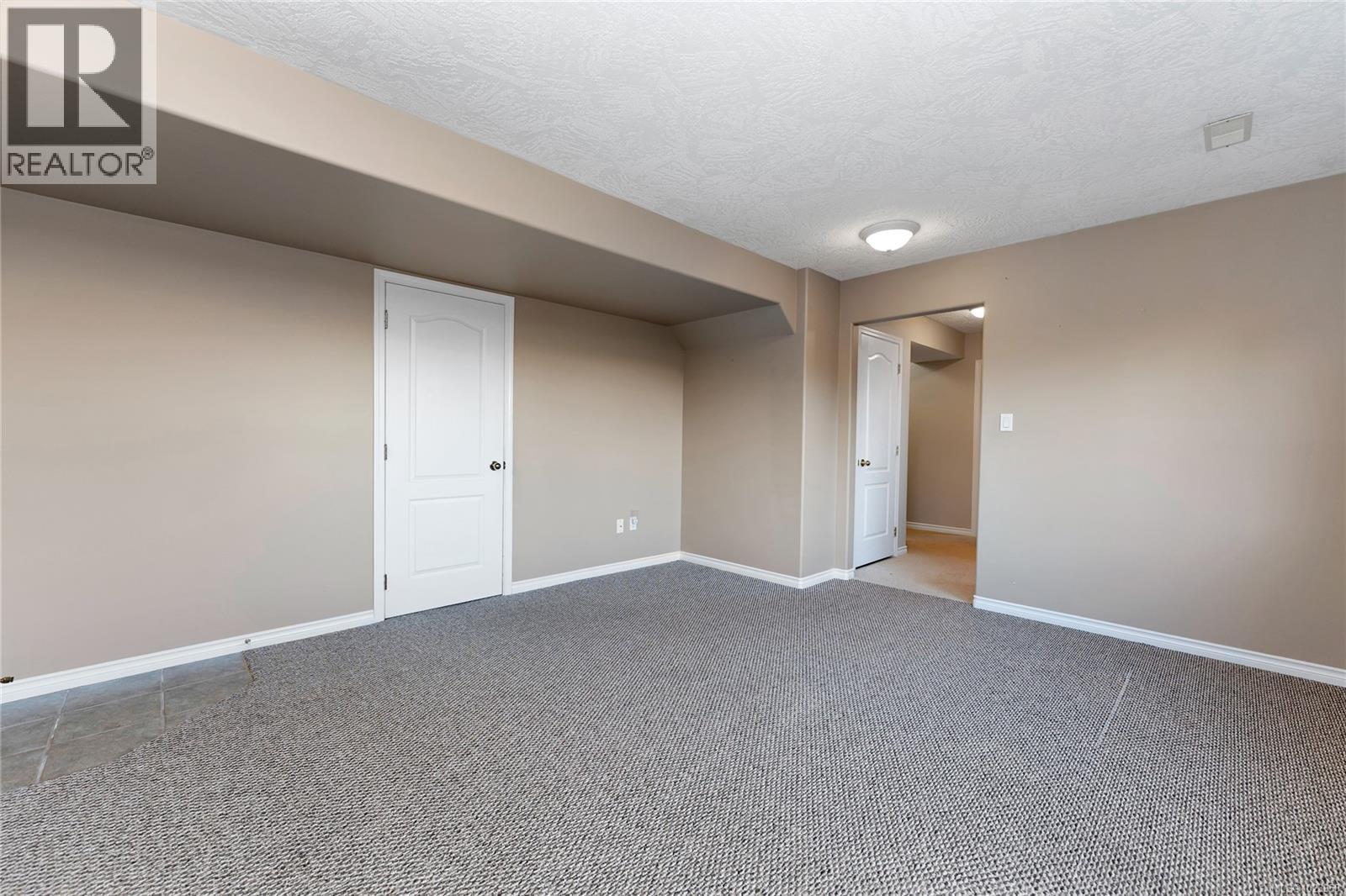 517 Louise Rd, Ladysmith